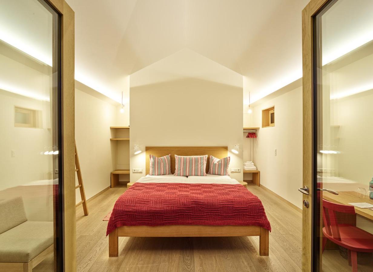 Weinkulturgut Longen-Schloeder Hotel Longuich Ngoại thất bức ảnh